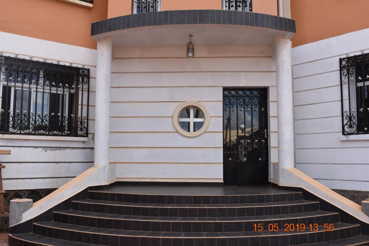 Residence Vicyma 2 P Tout Confort Bafoussam Centre Eksteriør bilde
