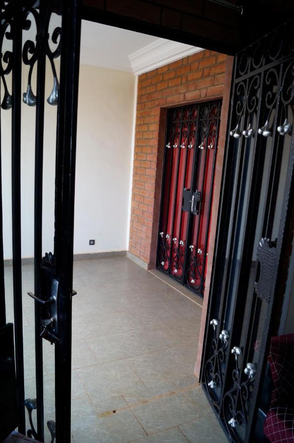 Residence Vicyma 2 P Tout Confort Bafoussam Centre Eksteriør bilde
